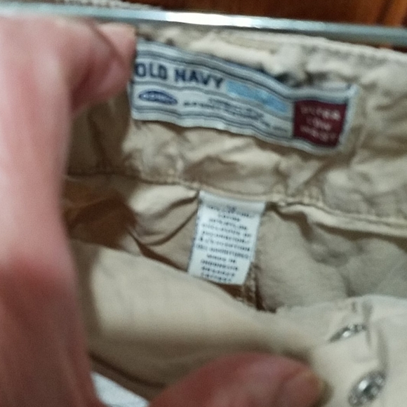 Old Navy cotton Capri - Picture 2 of 3